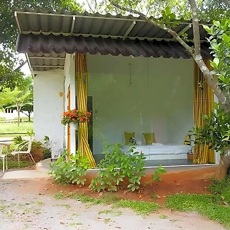 พอเพลิน ฮิบรีสอร์ท แอท สวนผึ้ง