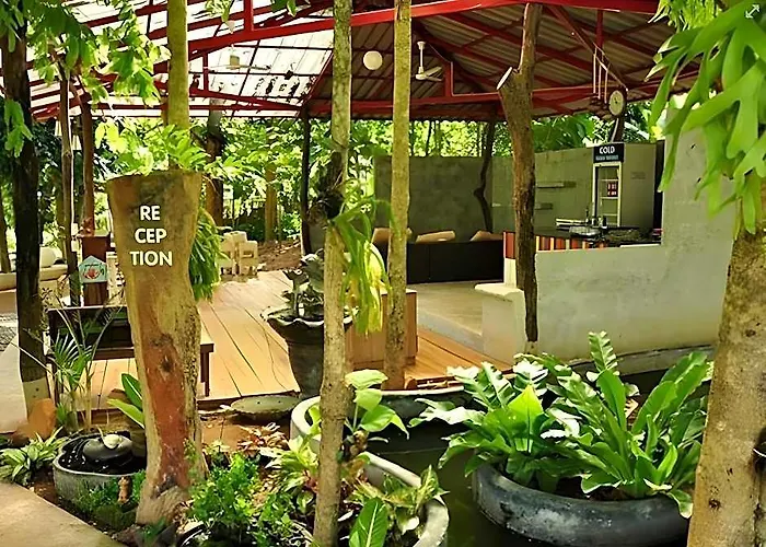 Porploen Hip At Suanphung โรงแรม