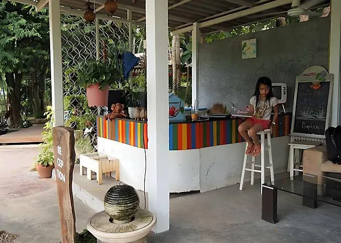 Porploen Hip At Suanphung โรงแรม